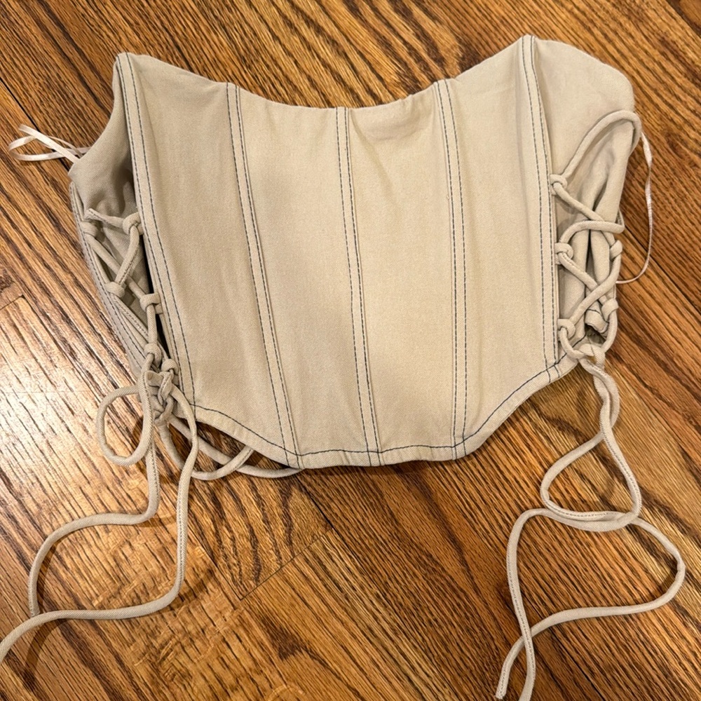 Garage side lace up corset